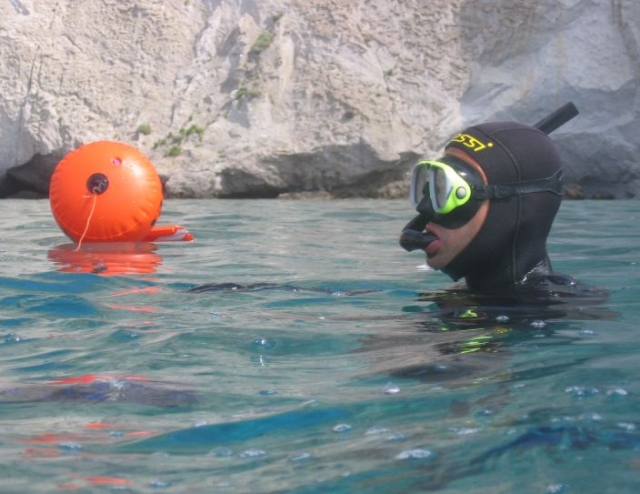  A freediver 